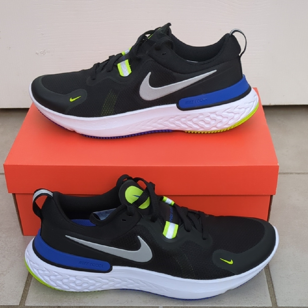 New! Men's Nike Miler React, Black, Blue & Neon Green, Athletic Running Sneakers